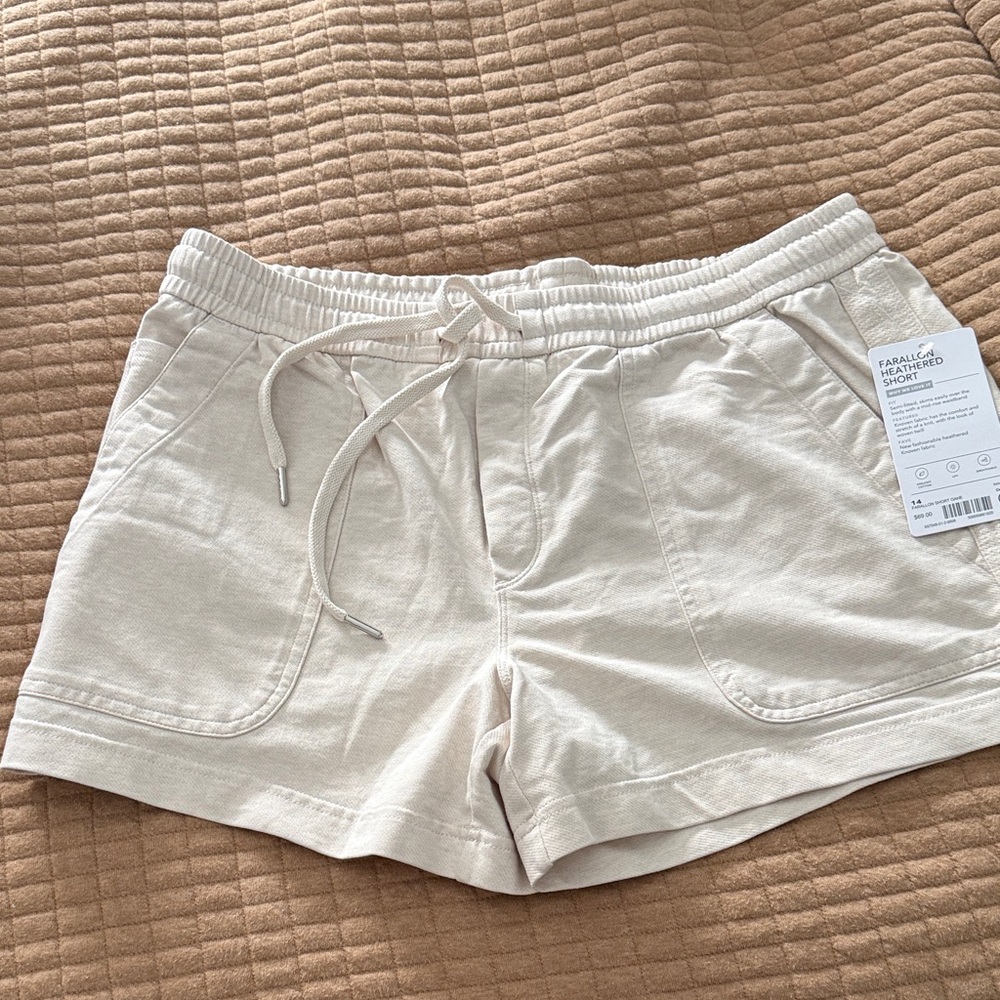 Athleta Women's Light Tan Athletic Shorts